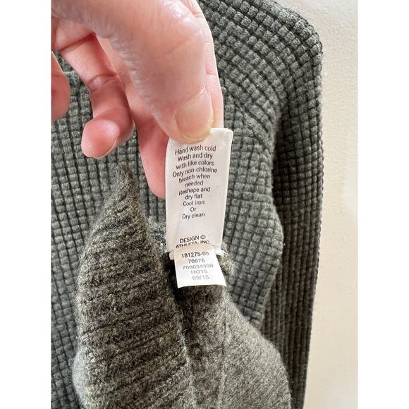 Womens Waffle Knit Cashmere Sweater Sz XS Green Minimalist Capsule Wardrobe Soft - Picture 5 of 8